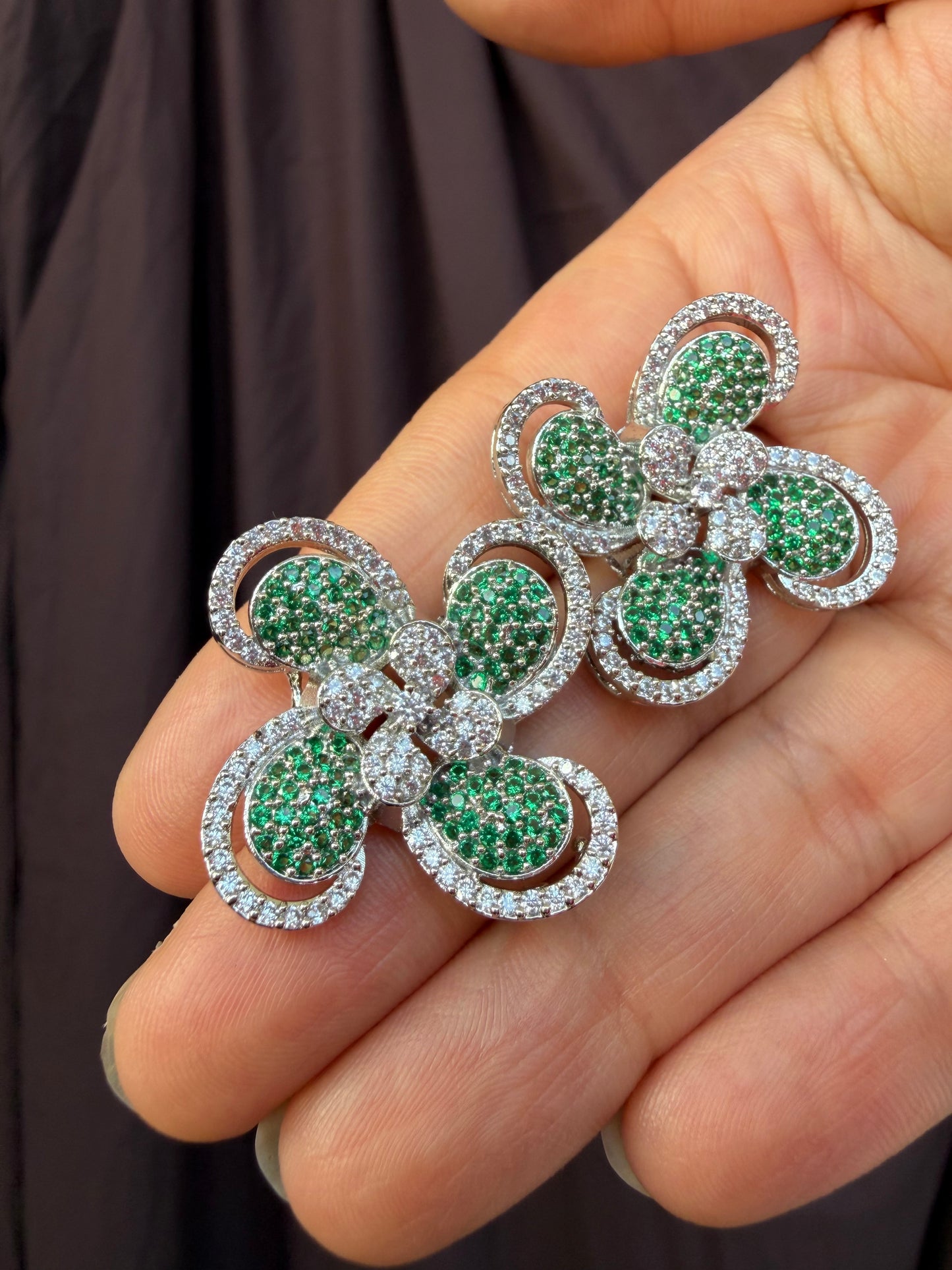 Green Infinity Loops