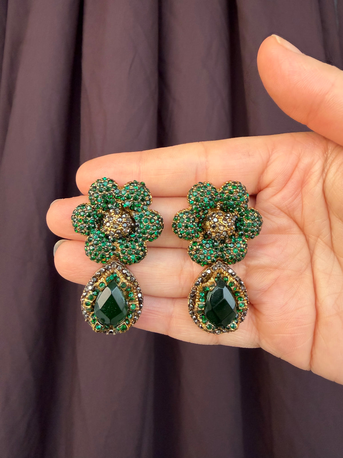 Victorian Green Flora