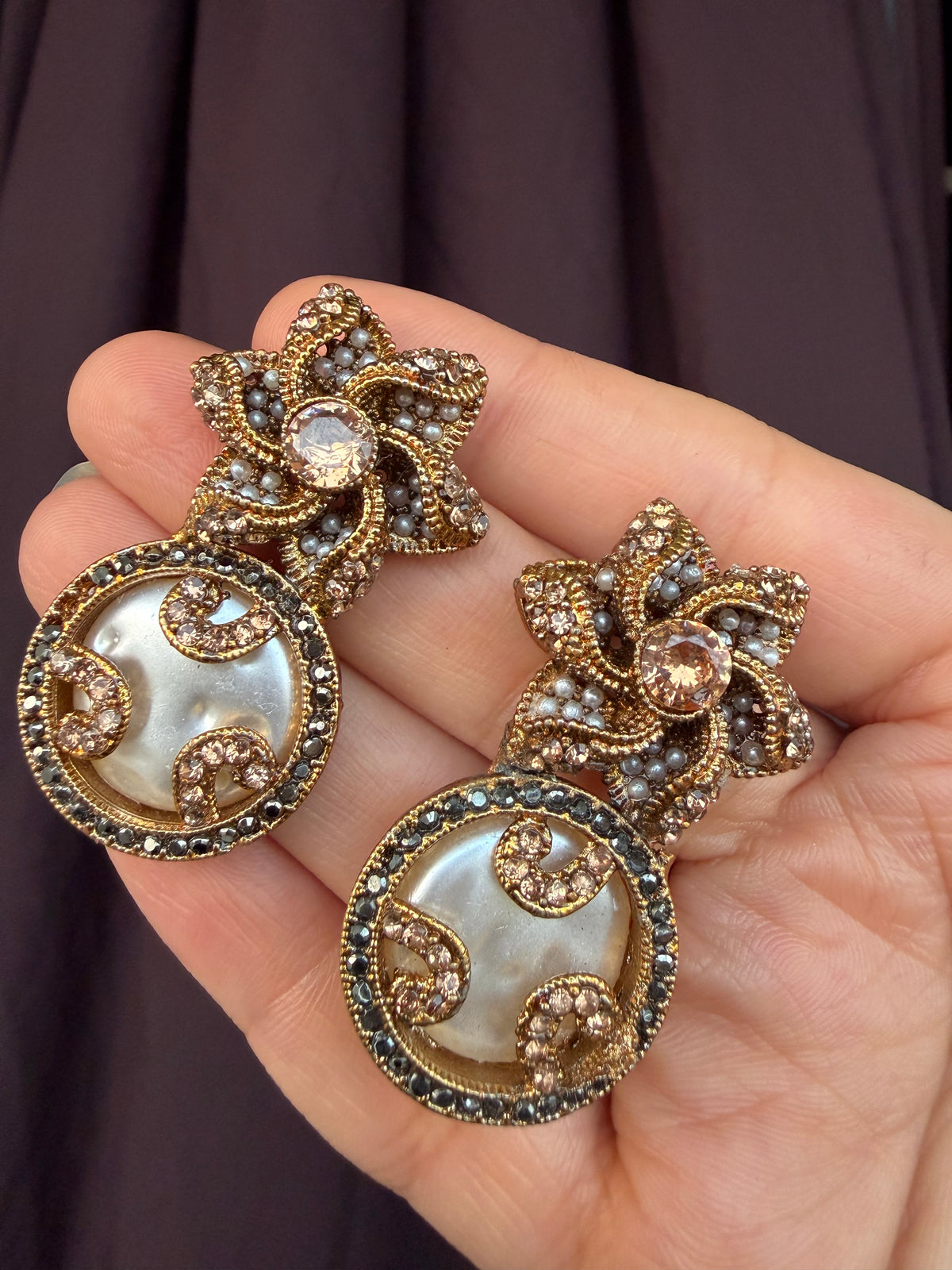 Pearly Champagne