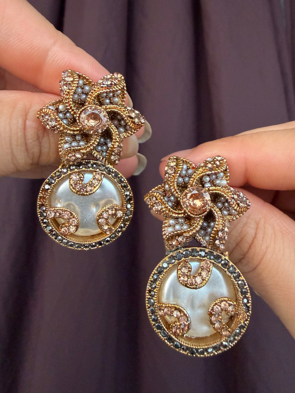 Pearly Champagne