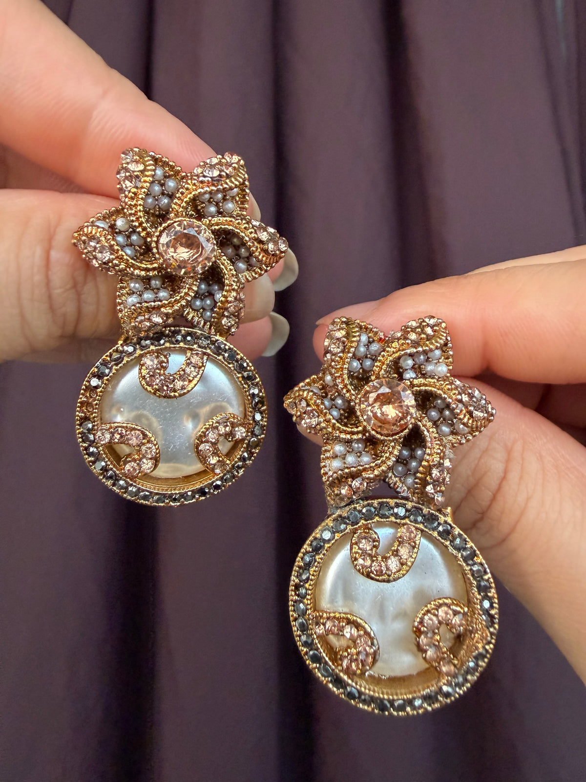 Pearly Champagne