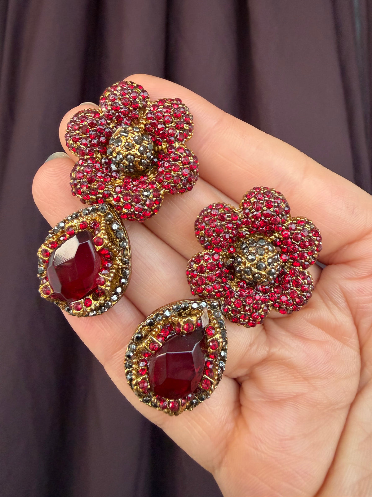 Victorian Flora Red