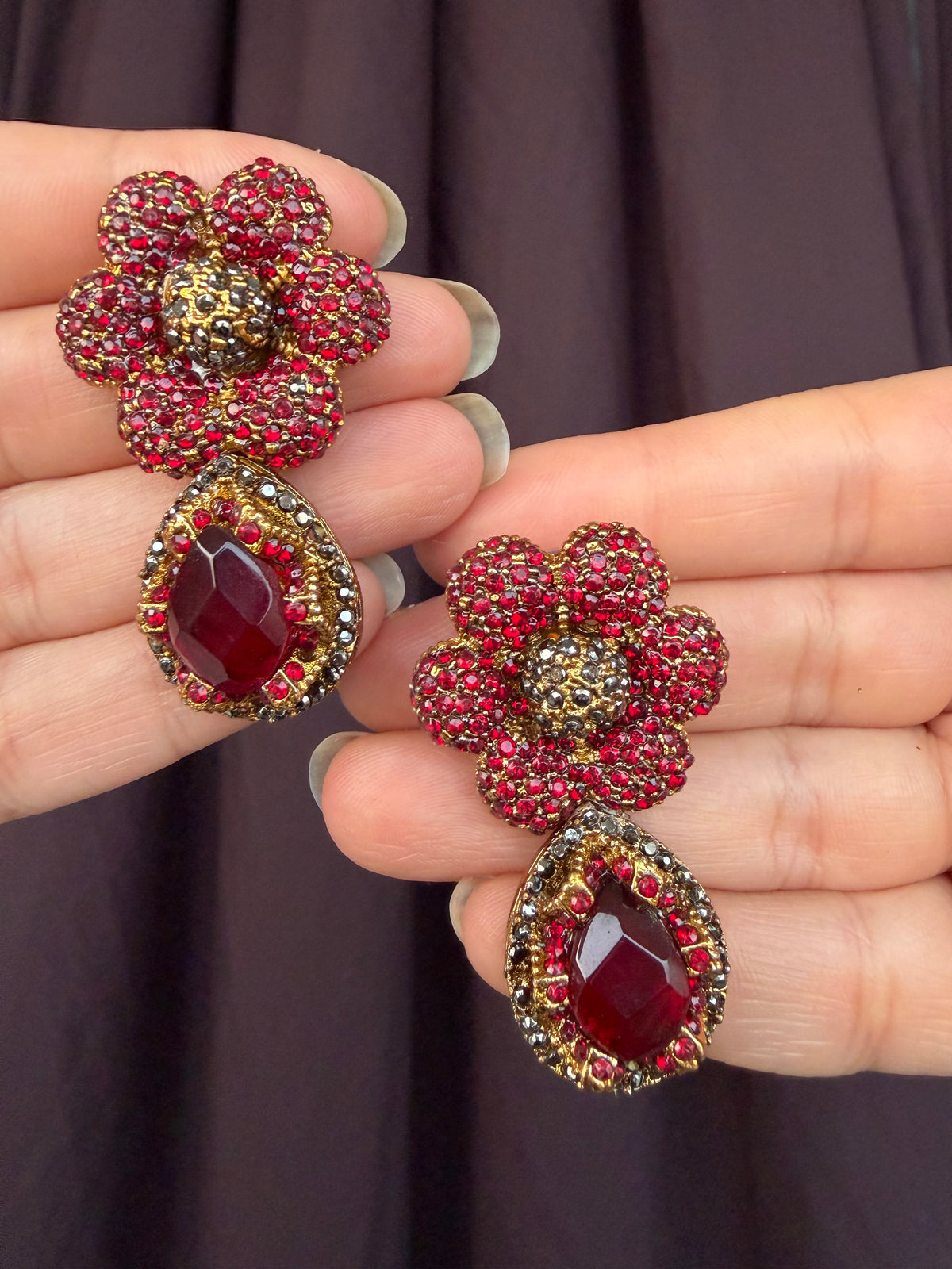 Victorian Flora Red